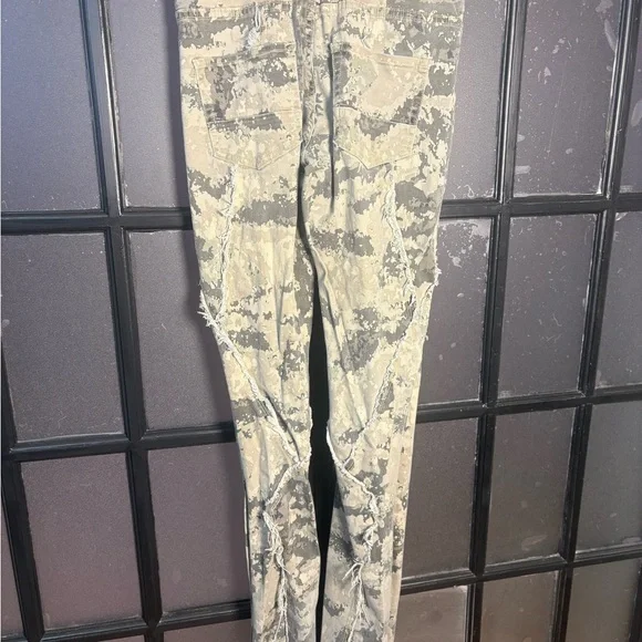 In Action Camo Stacked Skinny Flare Jeans Novamen W 30 - Picture 2 of 11